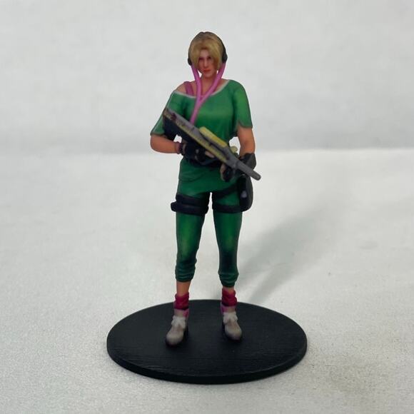 Rainbow Six Siege IQ Elite Figure w/ AUG A2 Rifle - Ubisoft Collectible - Picture 8 of 13